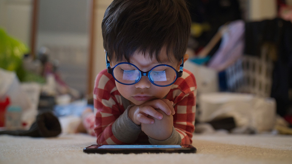 Conversations on kids' screen time focus too much on quantity