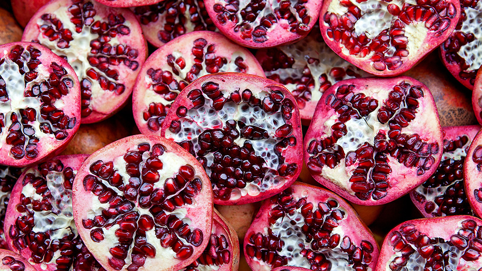 Upcycle pomegranate peel into high-performance water purifier